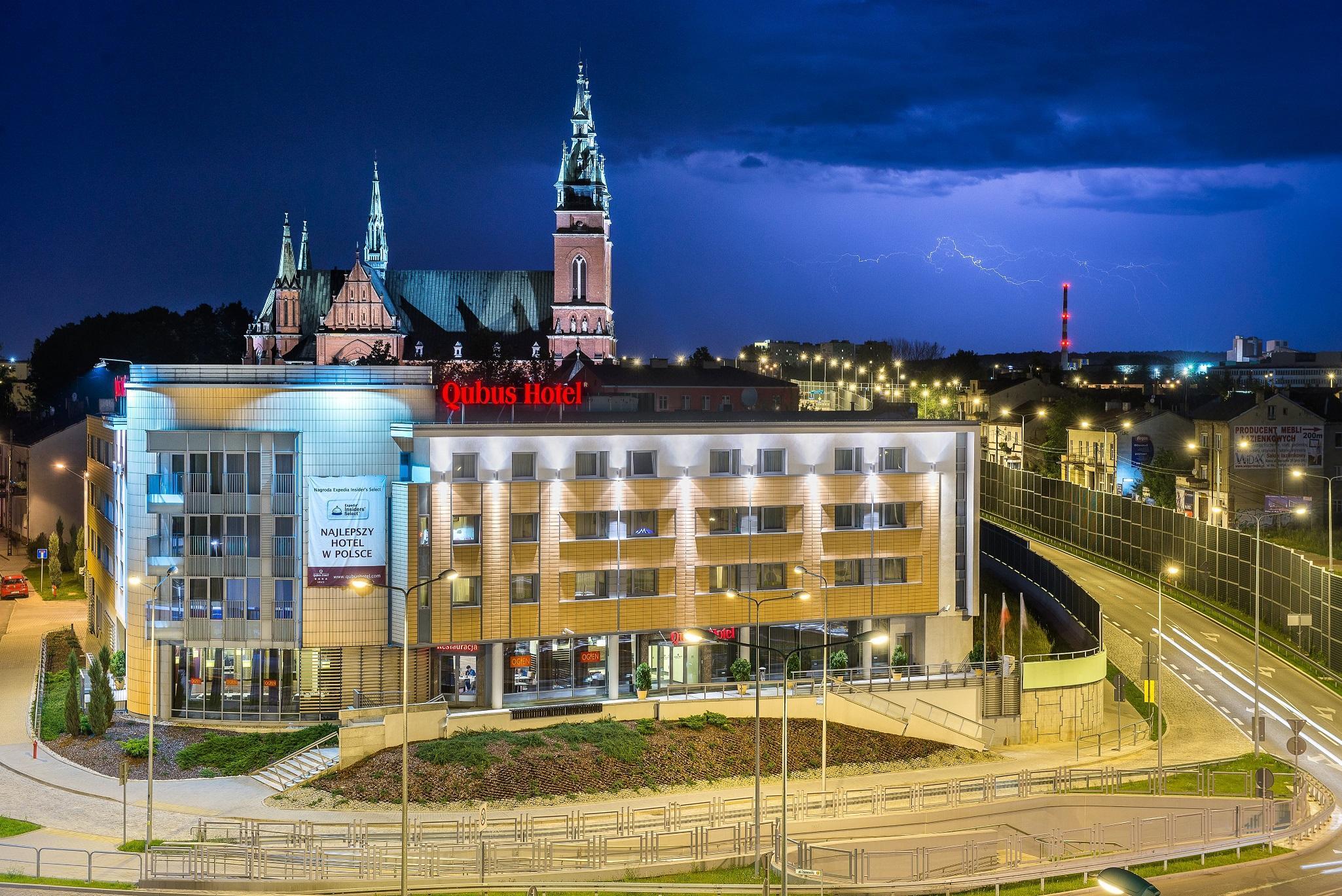 Qubus Hotel Kielce Luaran gambar