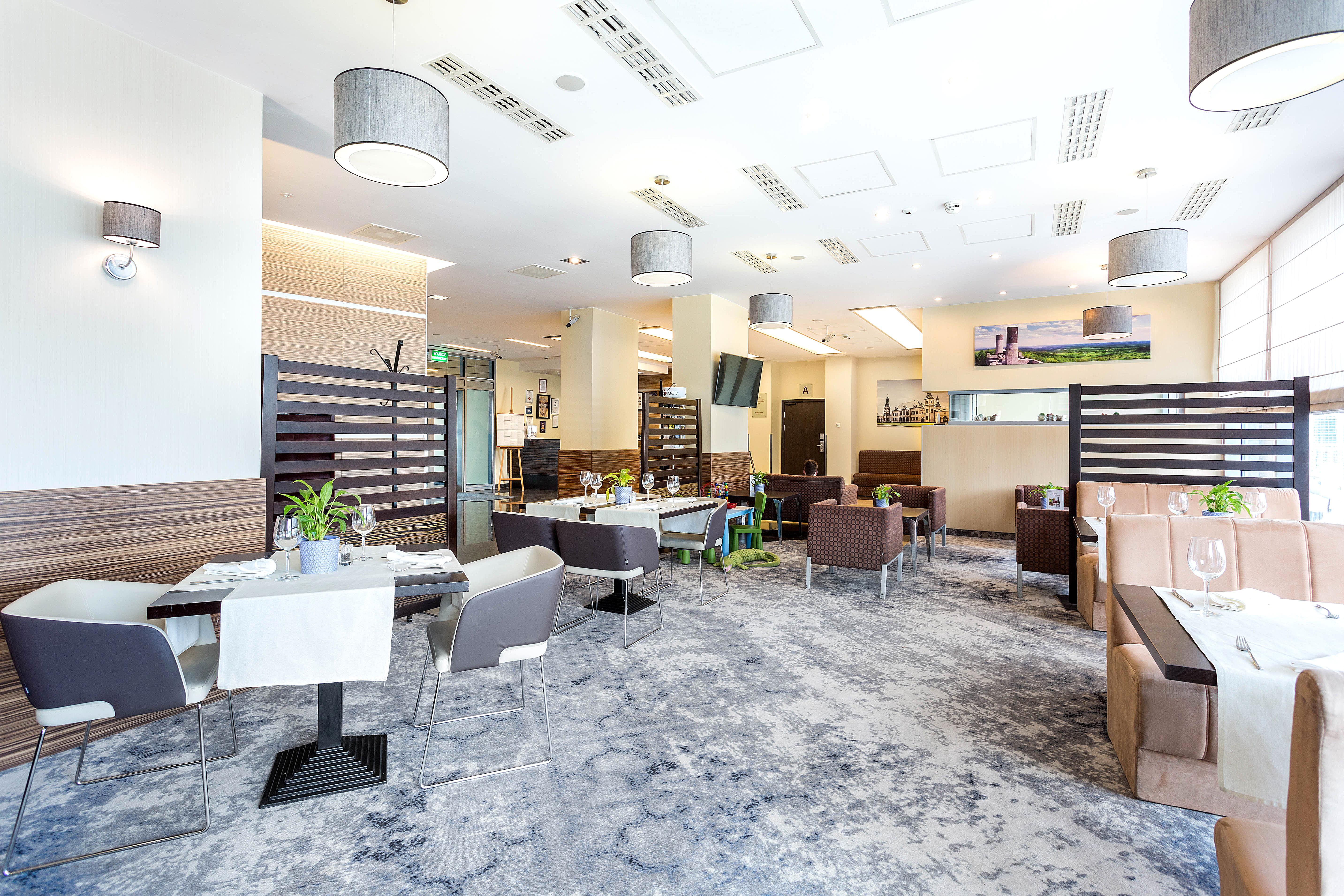 Qubus Hotel Kielce Luaran gambar