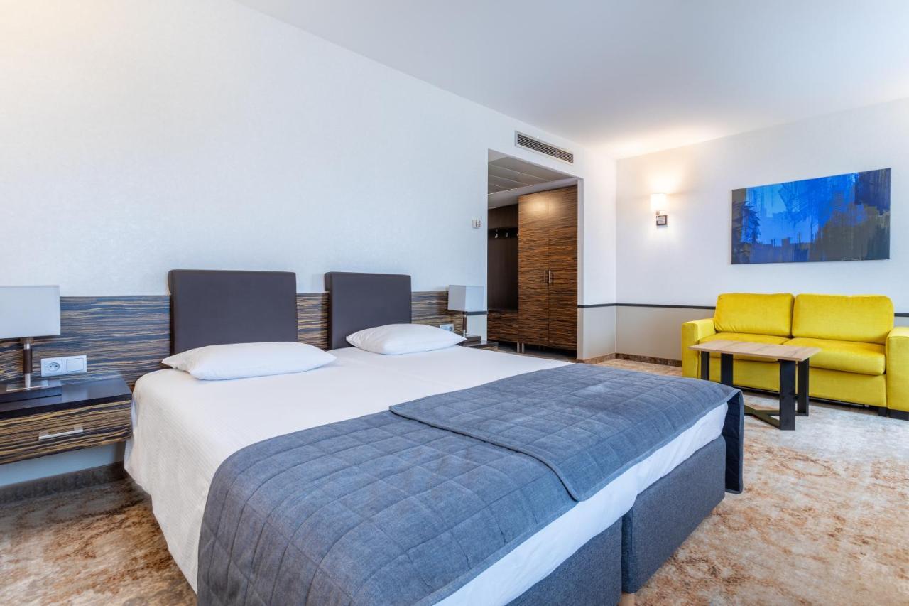 Qubus Hotel Kielce Luaran gambar