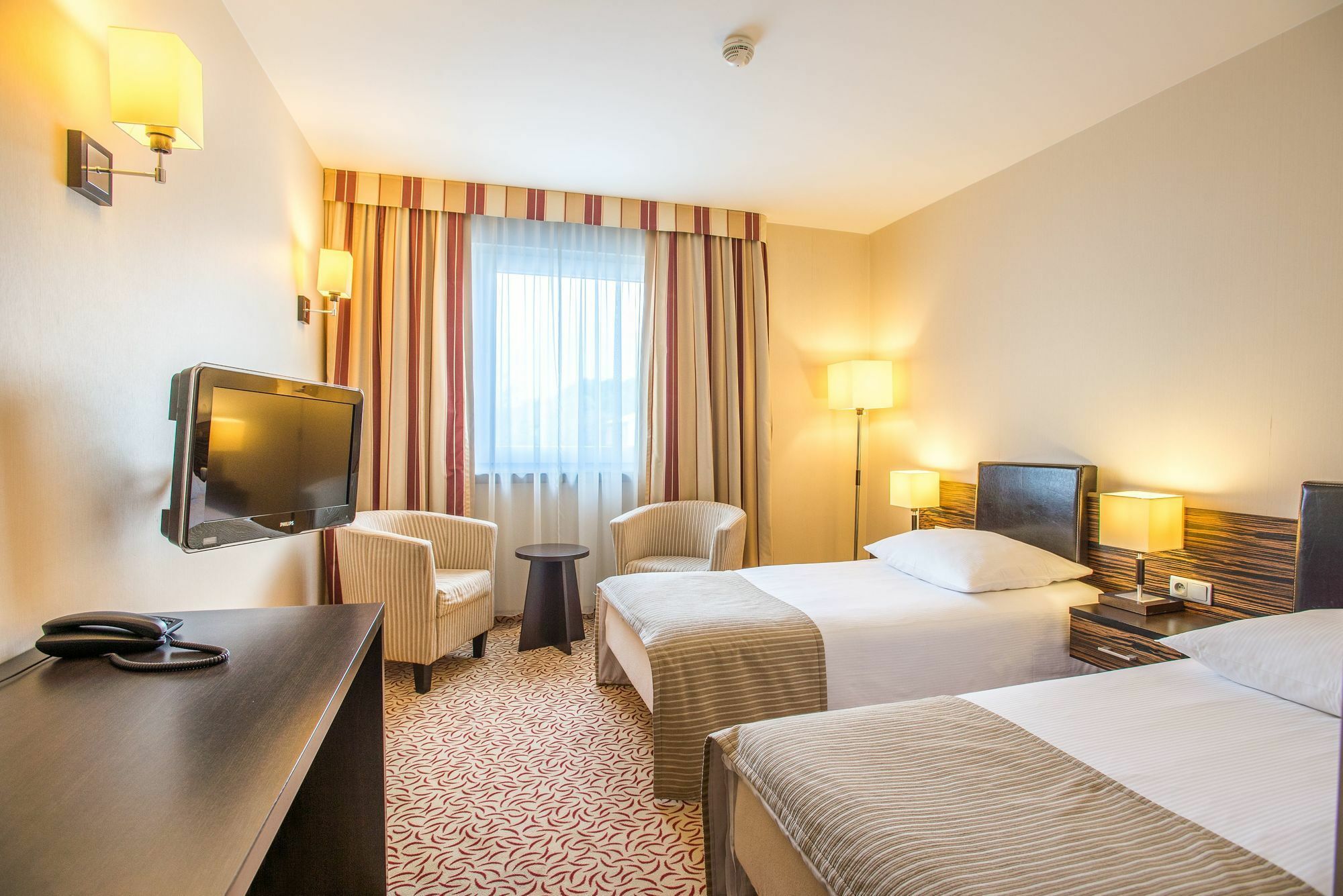 Qubus Hotel Kielce Luaran gambar
